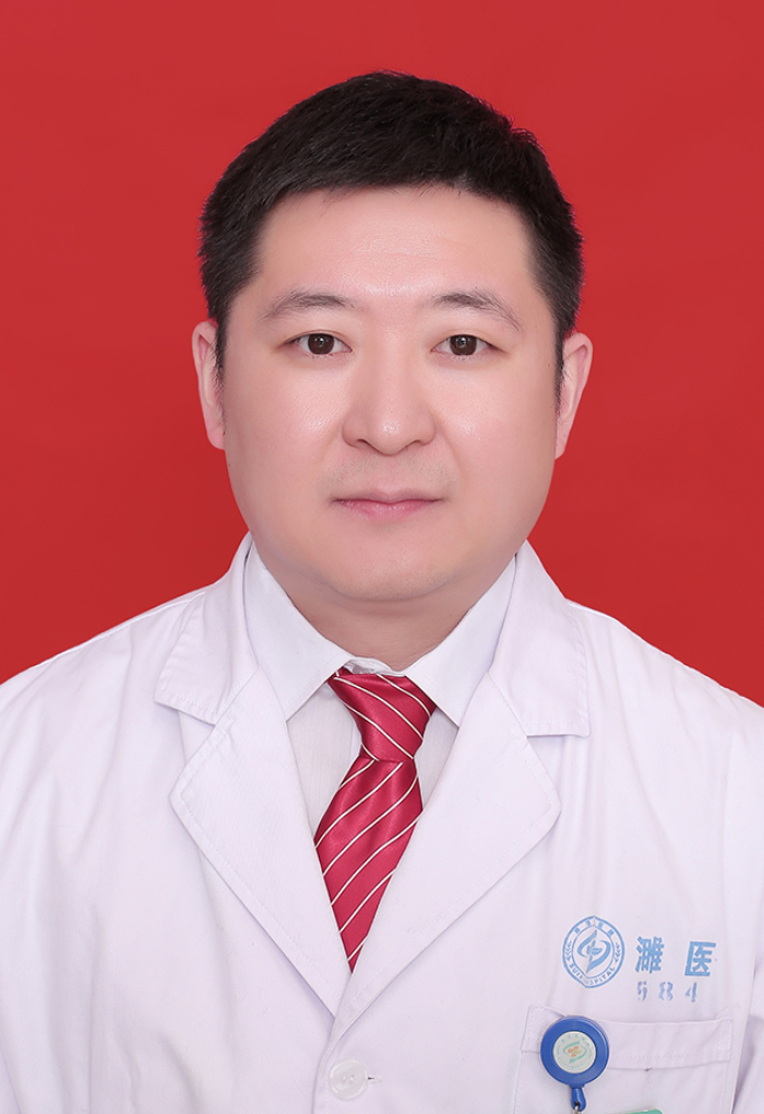 王其亮，感染疾病科主任，主任医师